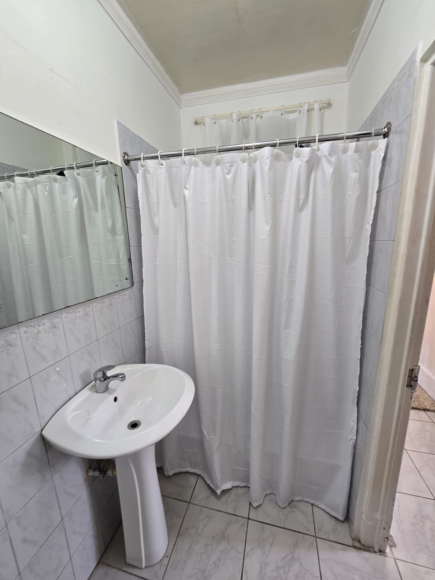 Double vanity in the shared family bathroom